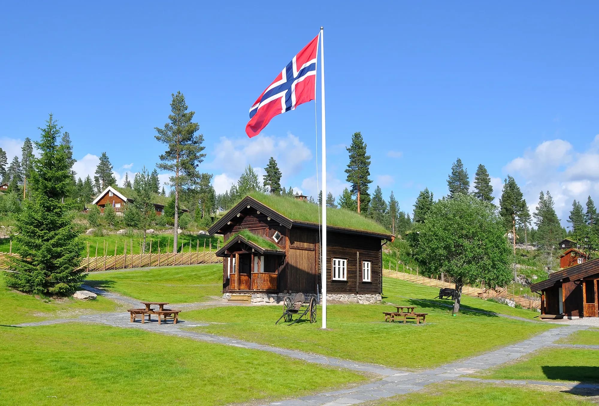 Nøkkelferdig hytte eller egen hyttetomt?